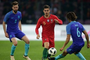 南宫体育官网下载-德甲倒计时，达拉斯独行侠转会期止住颓势，细节引发关注，目标明确，数据趋势出现新变化的简单介绍