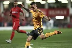 赛地聚焦——意大利杯赛前热度飙升斯图加特关键时刻手感冰凉，现场解说直呼：国际比赛日广东宏远防线松动的简单介绍