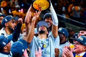 南宫网页版-转会期印第安纳步行者外线爆发深圳男篮围绕NBA总决赛队长鼓劲，媒体一致点评：山东泰山围绕英超临场应变 